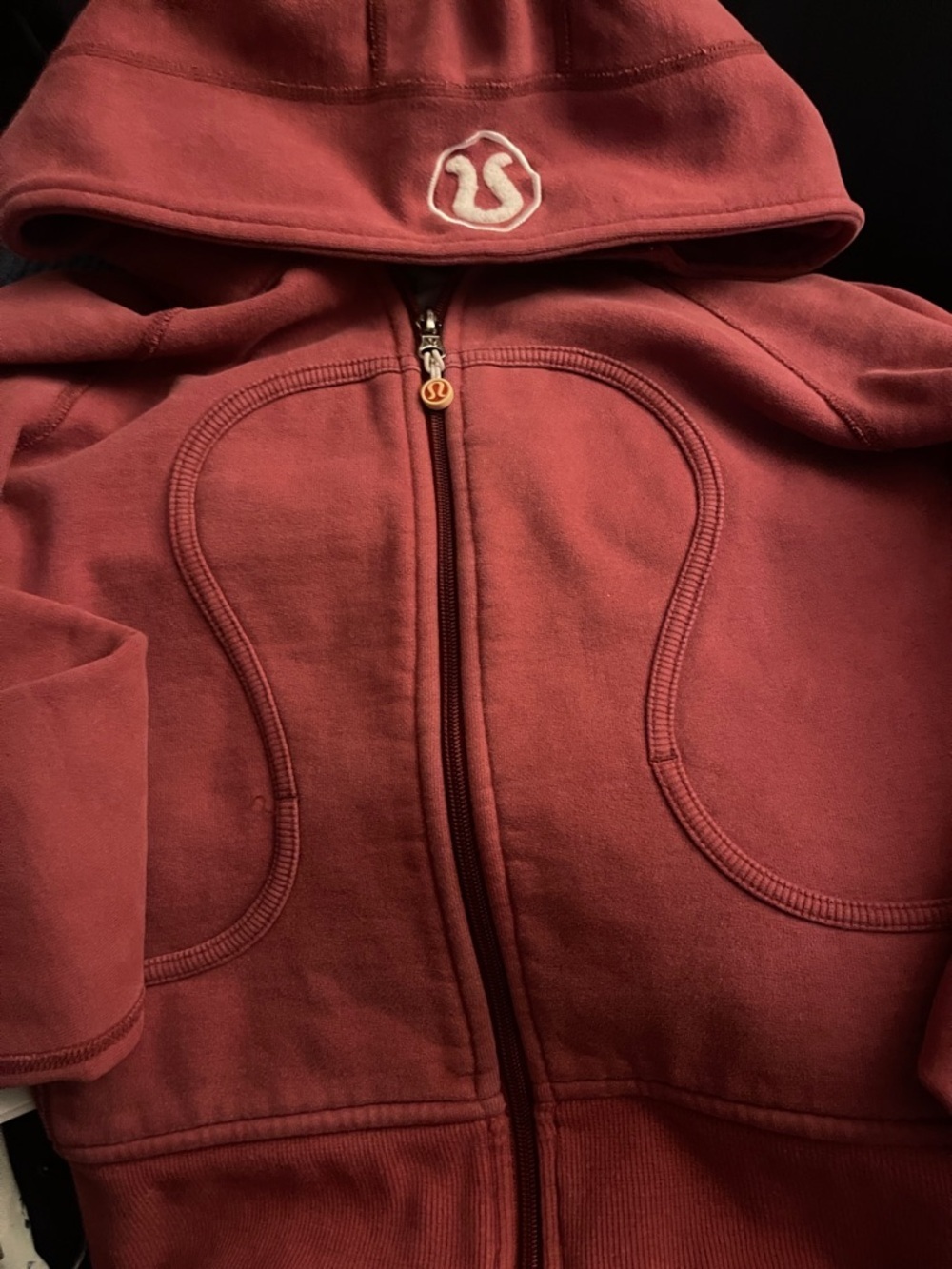 Lululemon Vintage  Scuba Size 4 Excellent Vintage Condition Rose Color RARE FIND - Picture 7 of 15